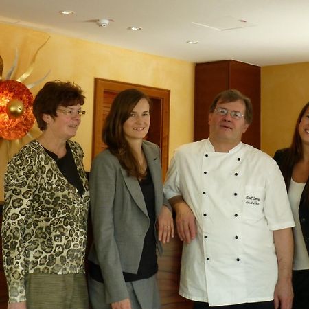 Hotel Sonne Garni Rudersberg ภายนอก รูปภาพ